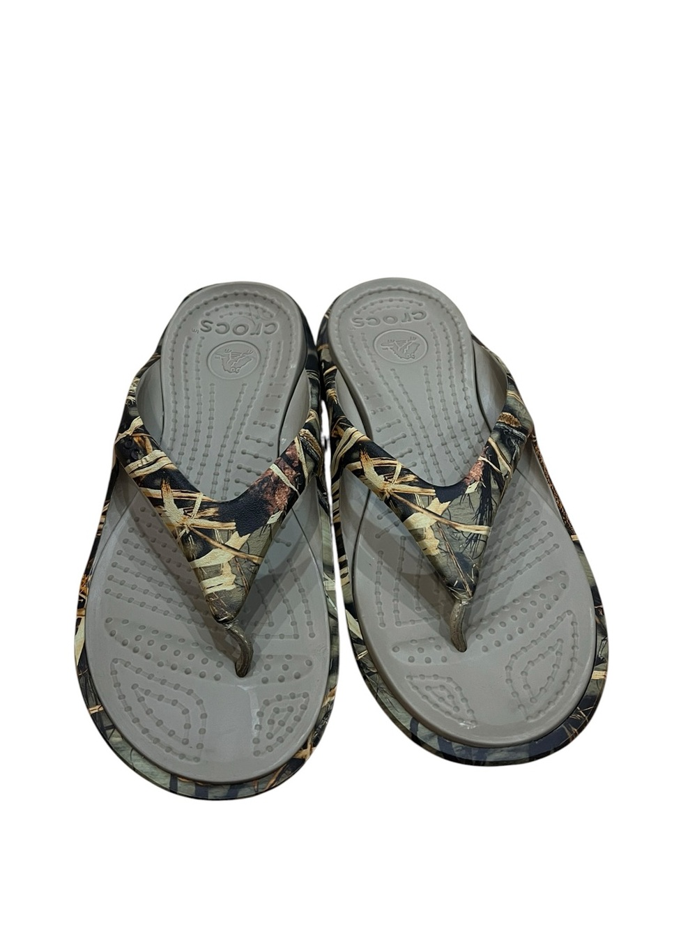 Crocs Realtree Print Flip Flop Sandals - Gray Camo